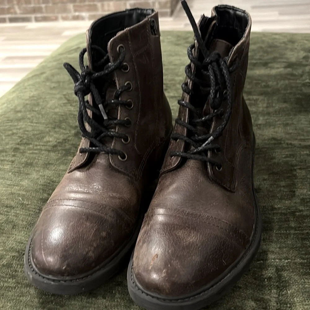 Frye and Co. Cody Men’s Leather Lace‎ Up Distressed Brown Boots Size 8.5